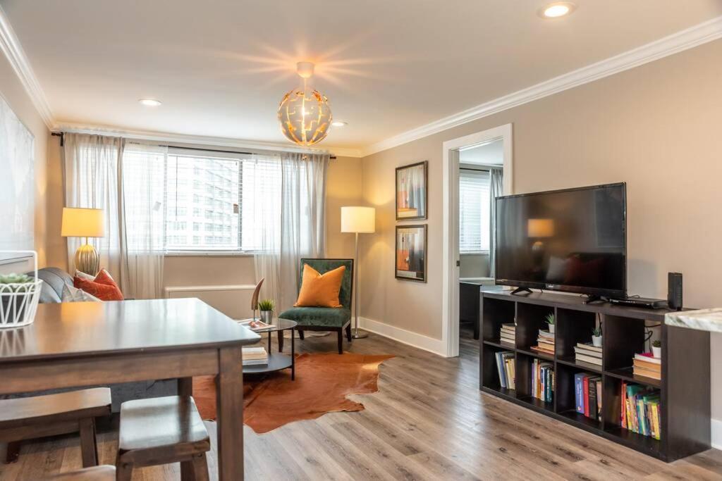 Heart Of Downtown 2Bd 1Free Parking View! Lm1008 Atlanta Bagian luar foto