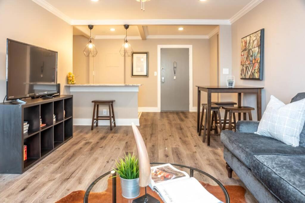 Heart Of Downtown 2Bd 1Free Parking View! Lm1008 Atlanta Bagian luar foto
